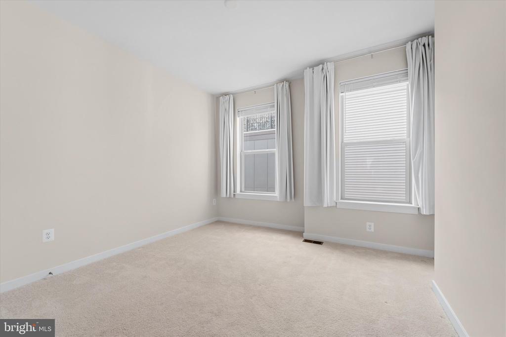 13695 INNOVATION STATION LOOP Unit: 77B