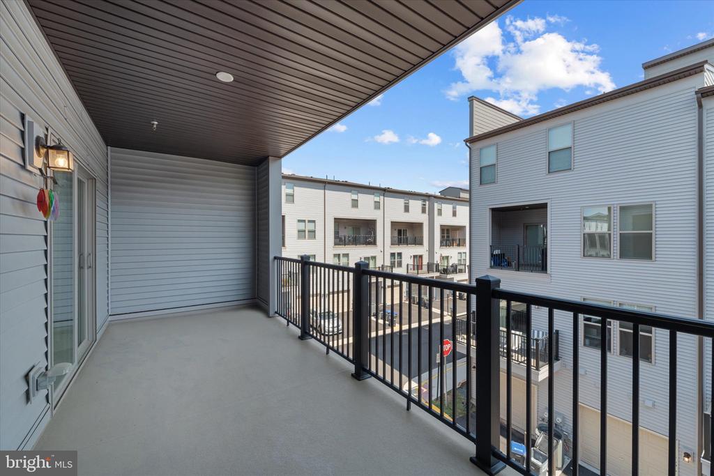 13695 INNOVATION STATION LOOP Unit: 77B