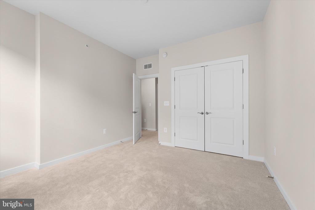 13695 INNOVATION STATION LOOP Unit: 77B