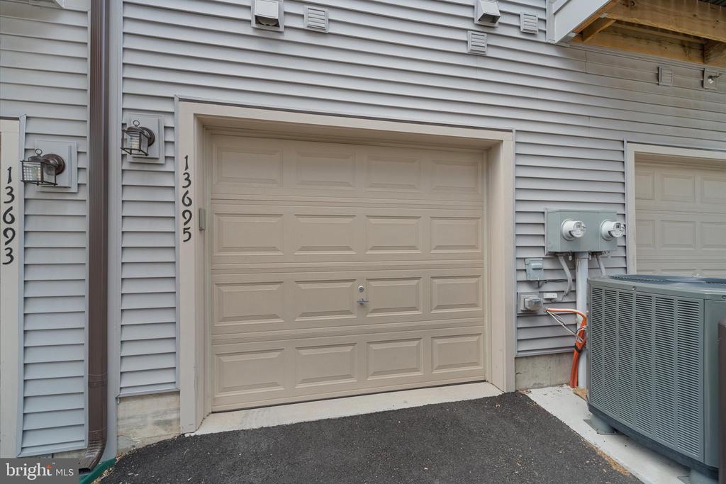13695 INNOVATION STATION LOOP Unit: 77B