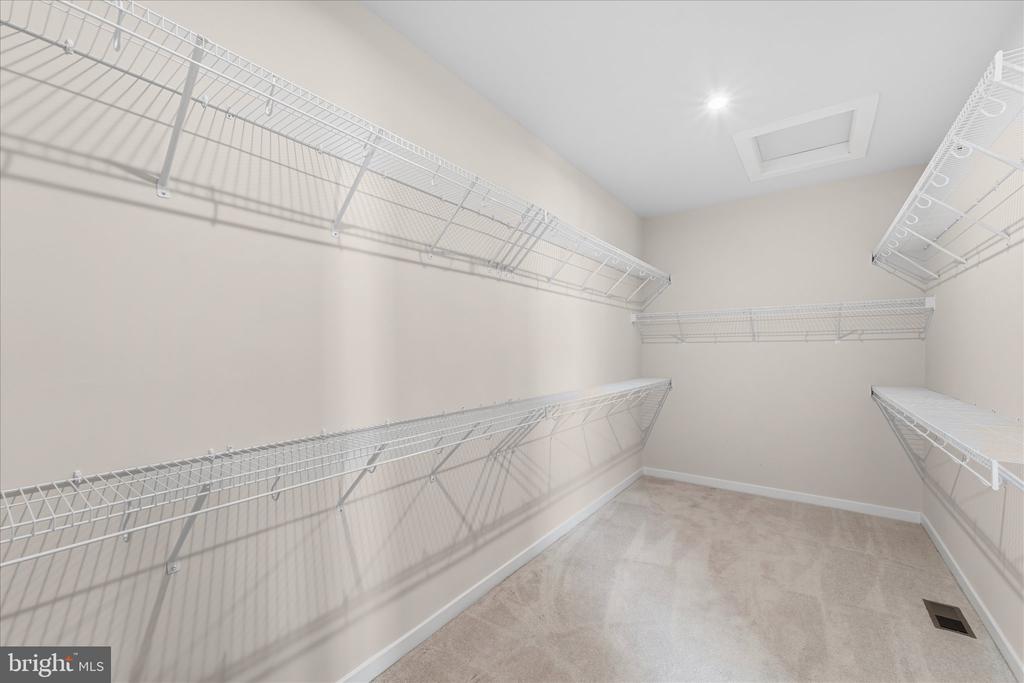 13695 INNOVATION STATION LOOP Unit: 77B
