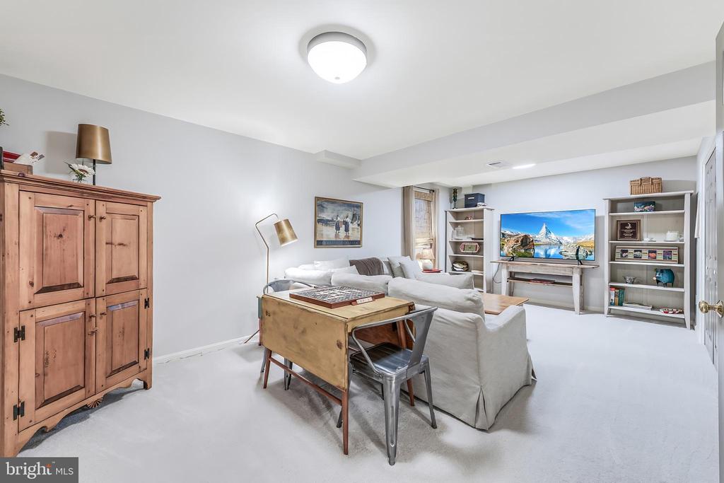 11686 STOCKBRIDGE LANE