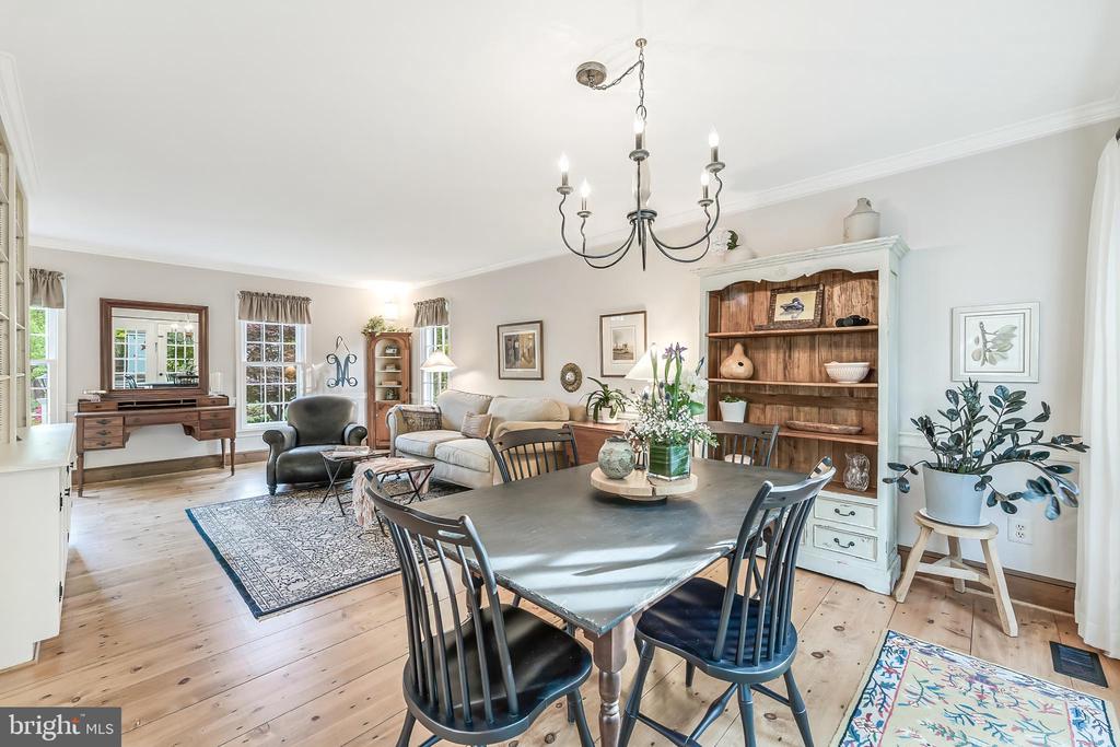 11686 STOCKBRIDGE LANE