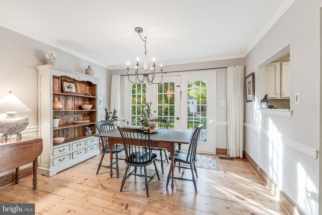 11686 STOCKBRIDGE LANE
