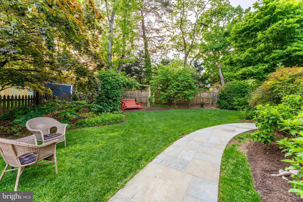 11686 STOCKBRIDGE LANE