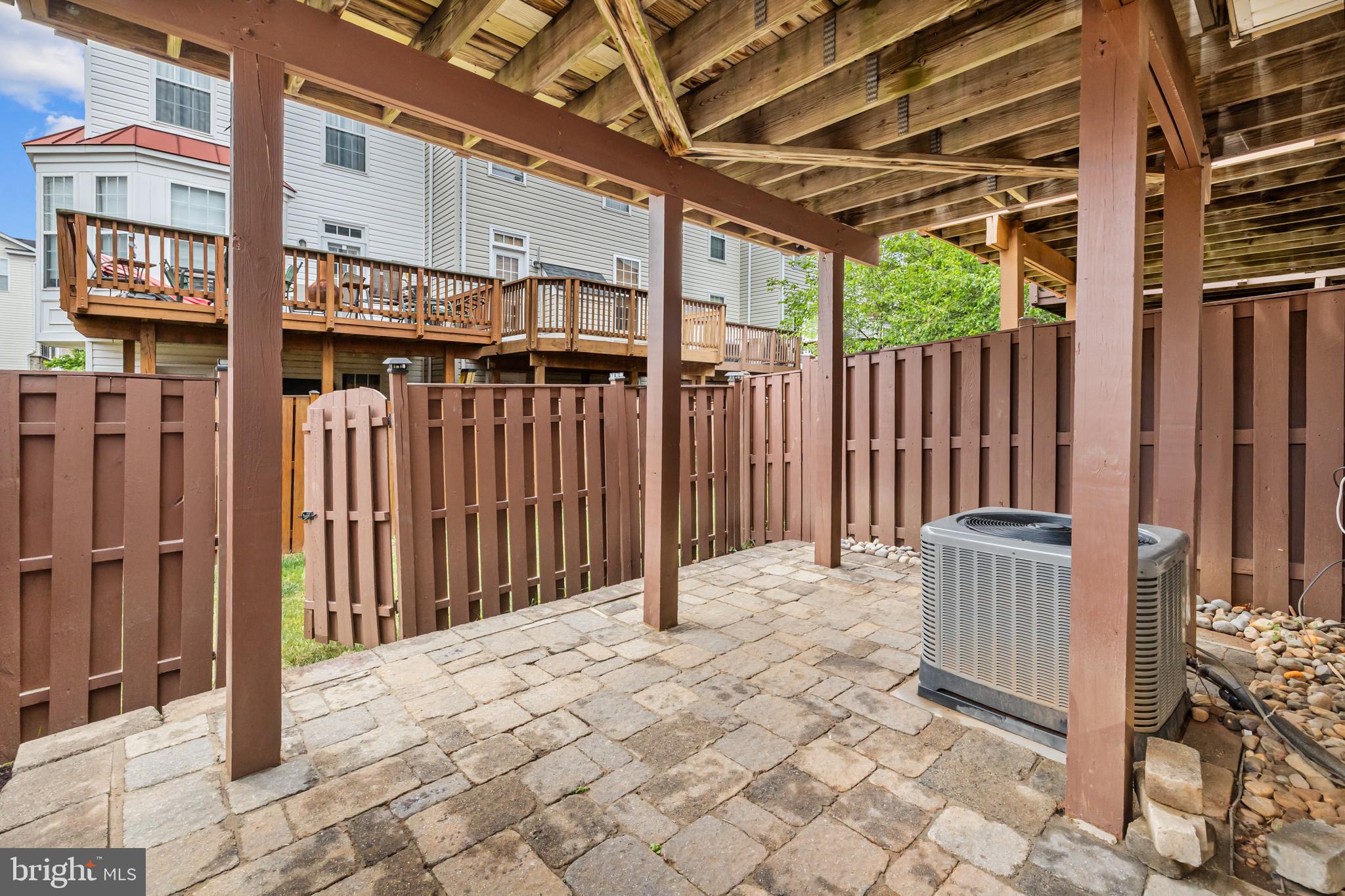 6954 BANCHORY COURT