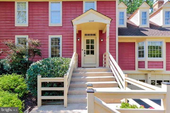 10349 STEAMBOAT LANDING LANE