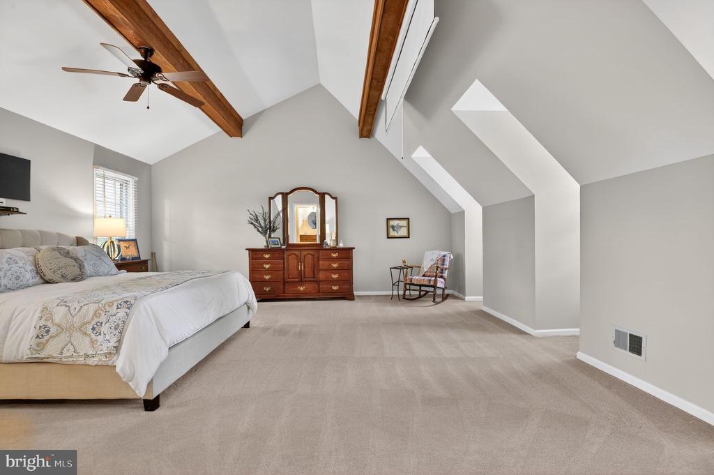 10349 STEAMBOAT LANDING LANE