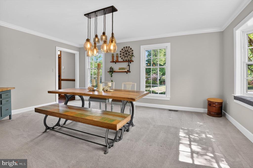 10349 STEAMBOAT LANDING LANE