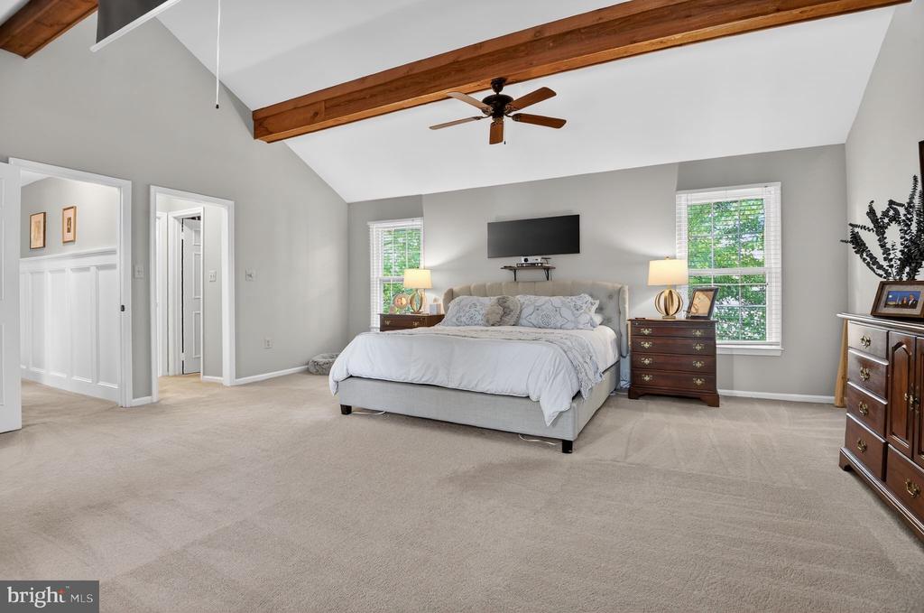 10349 STEAMBOAT LANDING LANE