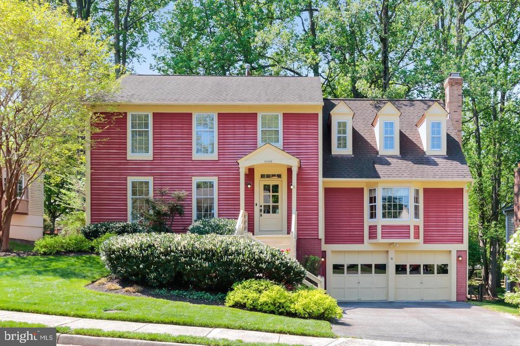 10349 STEAMBOAT LANDING LANE
