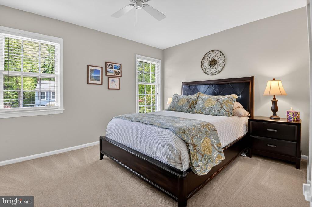 10349 STEAMBOAT LANDING LANE