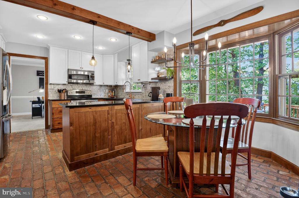 10349 STEAMBOAT LANDING LANE