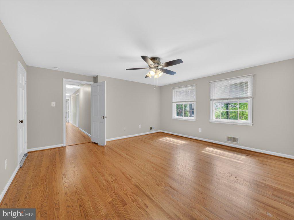 6108 WYOMA COURT