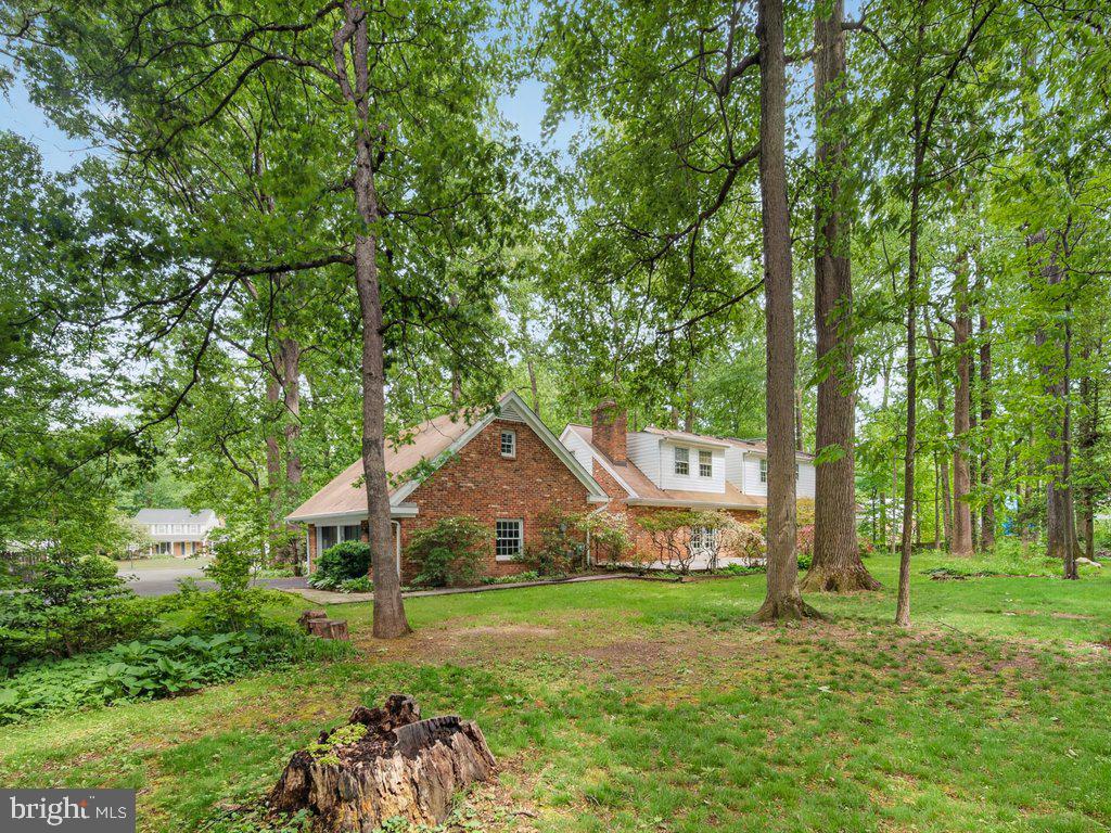 6108 WYOMA COURT