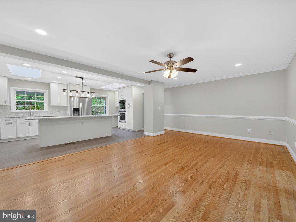 6108 WYOMA COURT