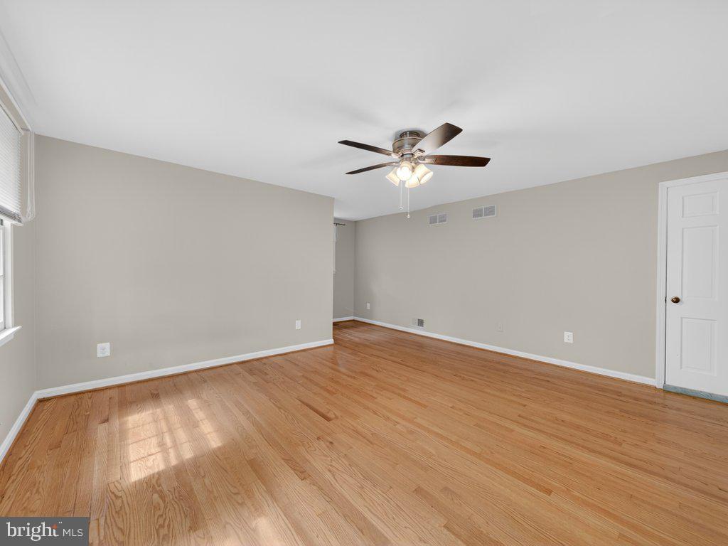 6108 WYOMA COURT