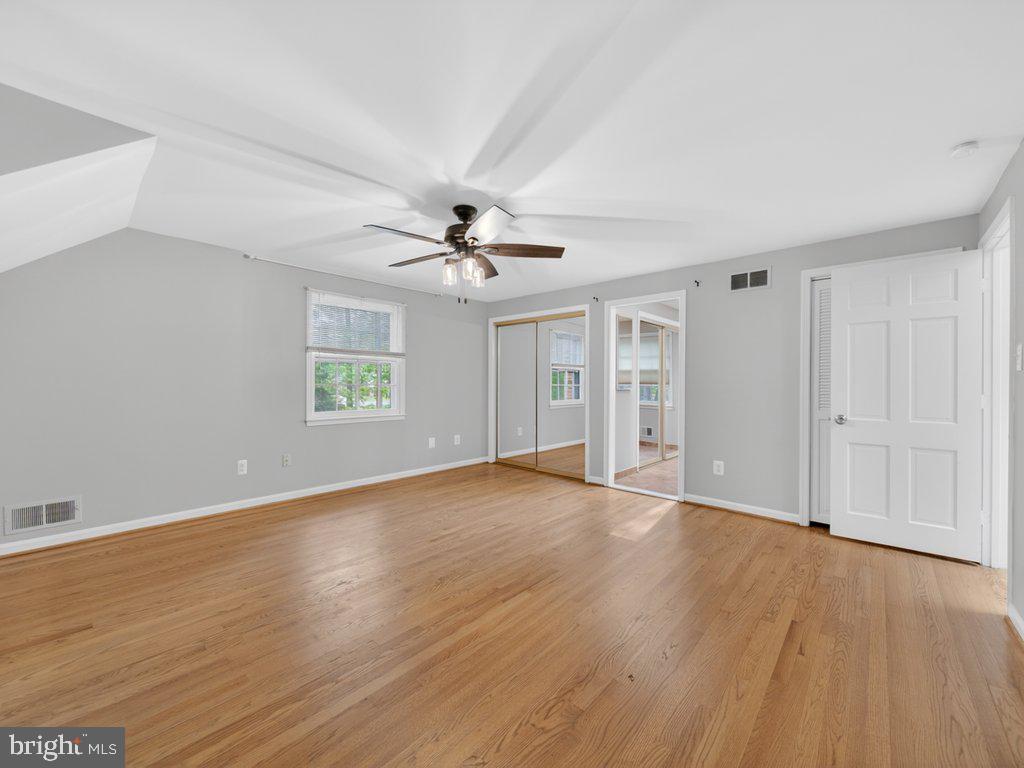 6108 WYOMA COURT