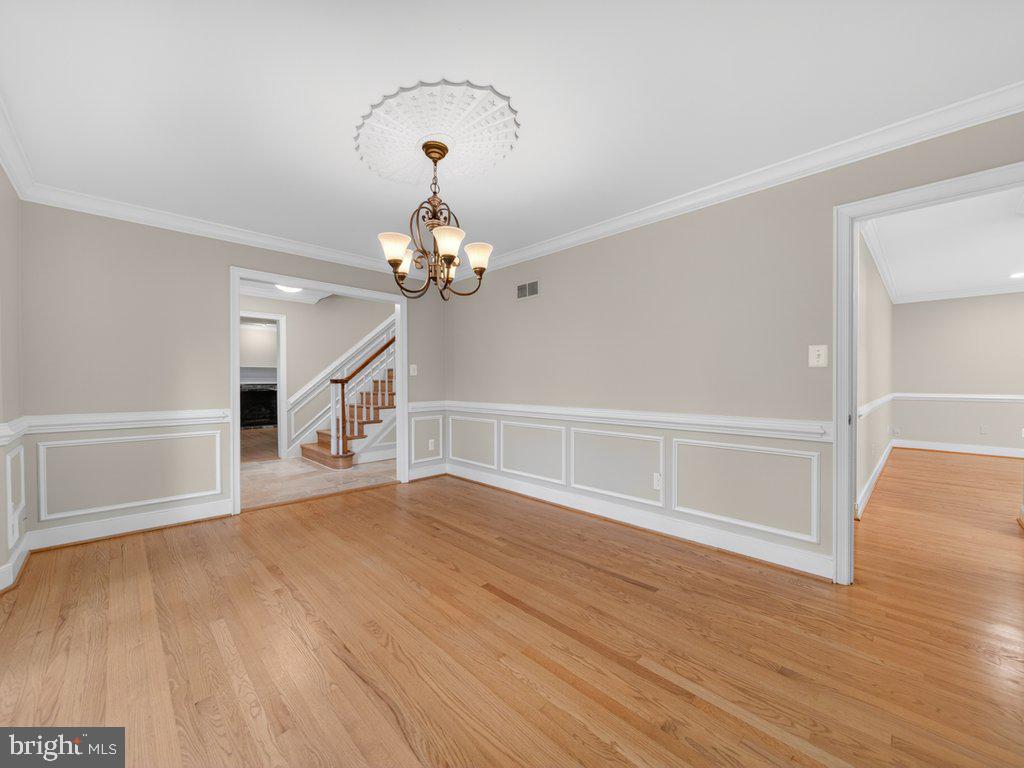 6108 WYOMA COURT
