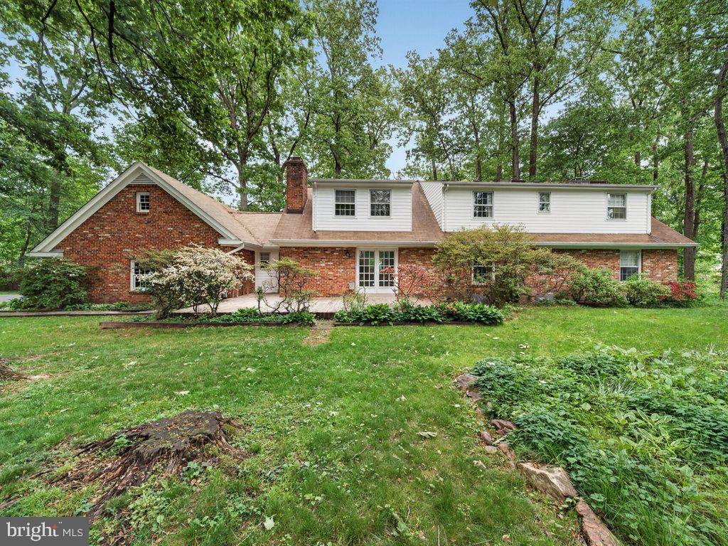 6108 WYOMA COURT