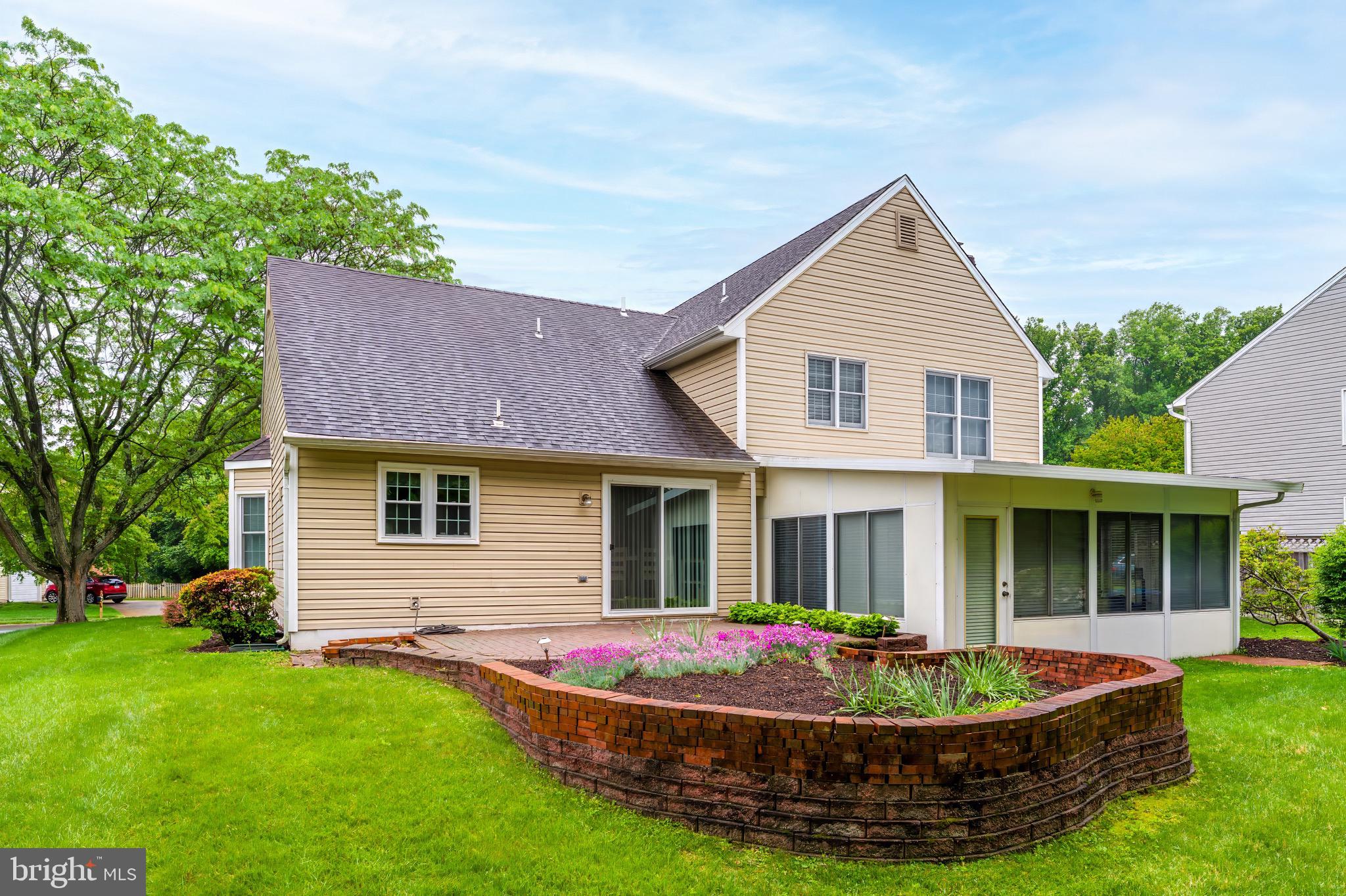 1452 HAWKS NEST COURT
