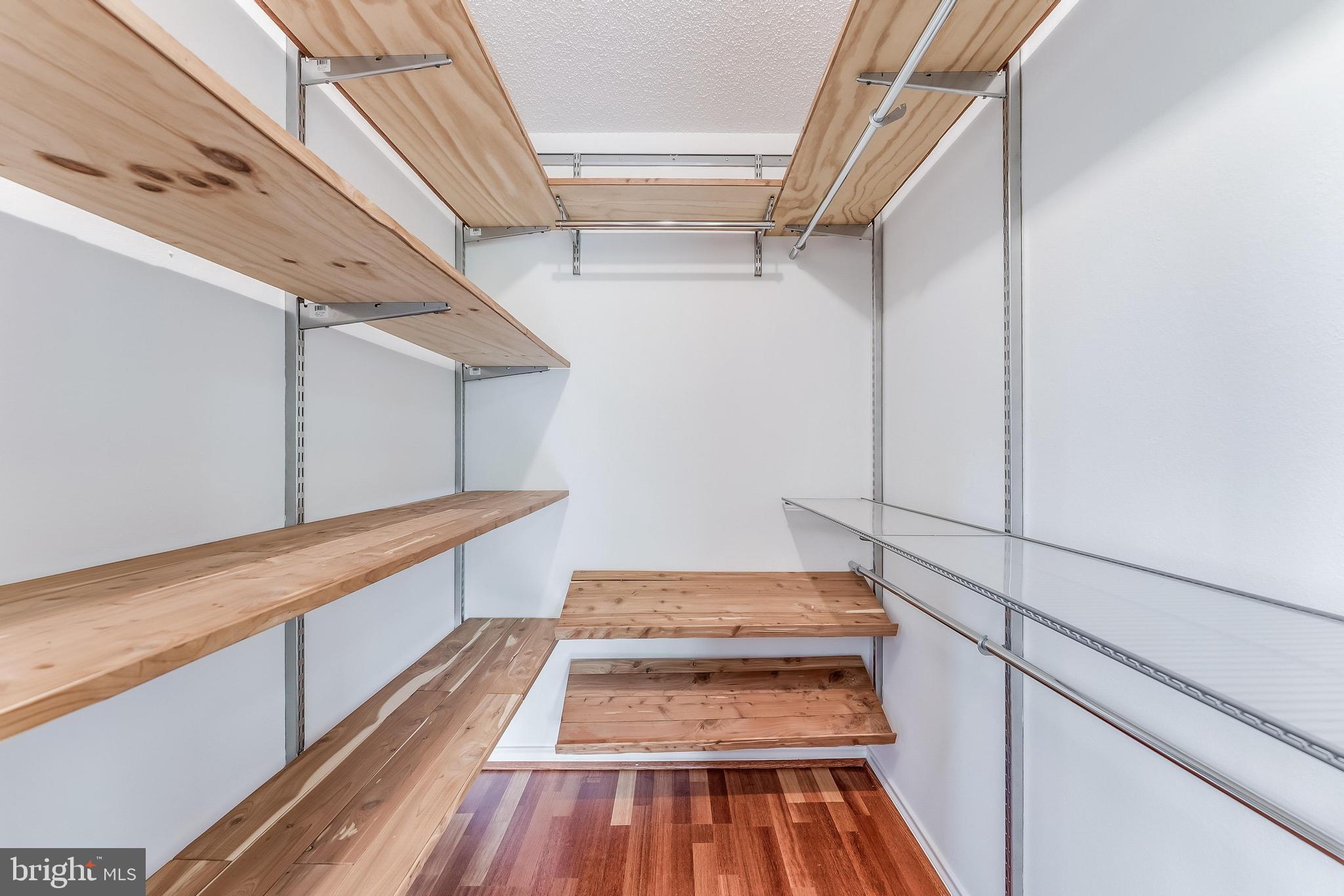1532 LINCOLN WAY 301B