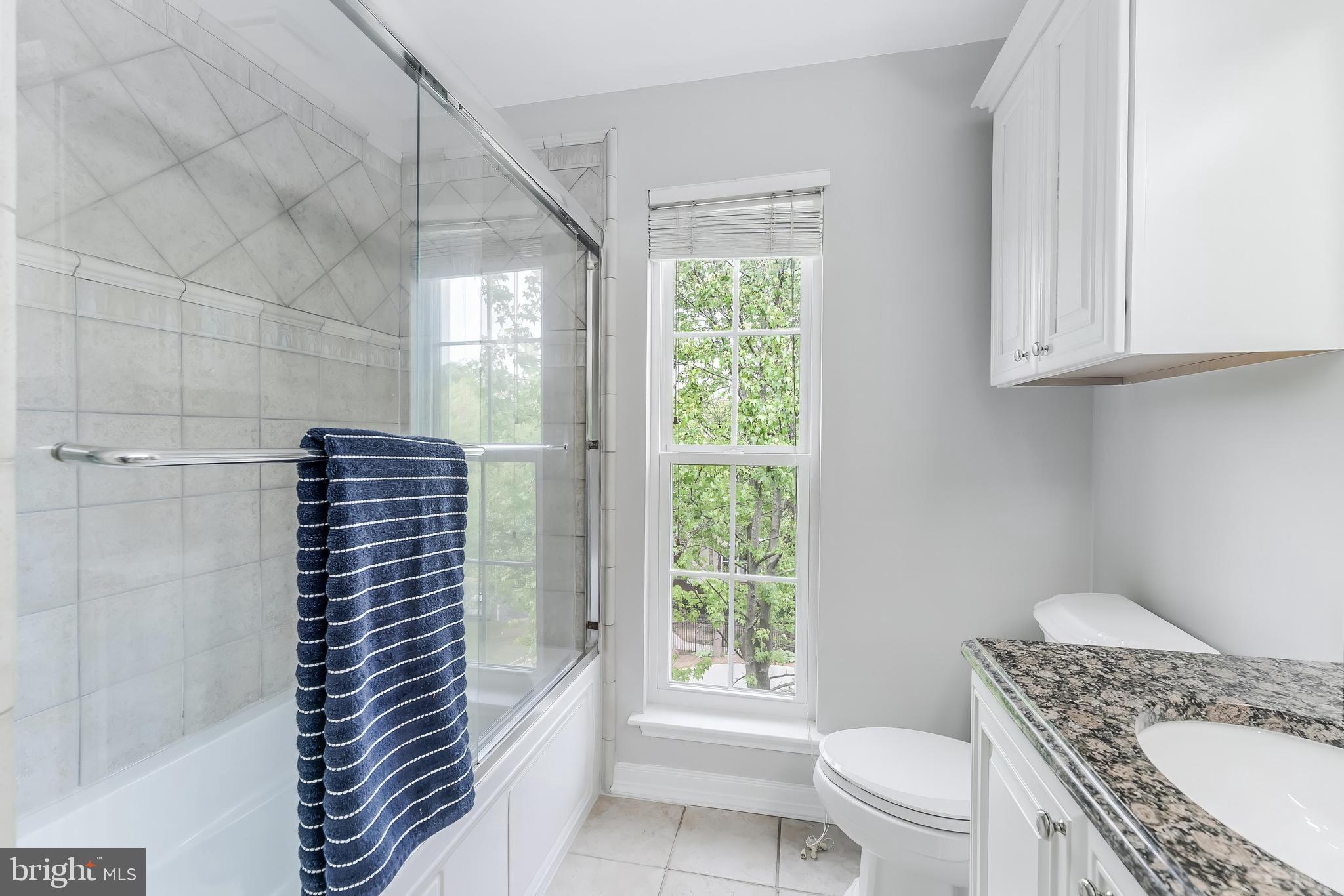 1532 LINCOLN WAY 301B