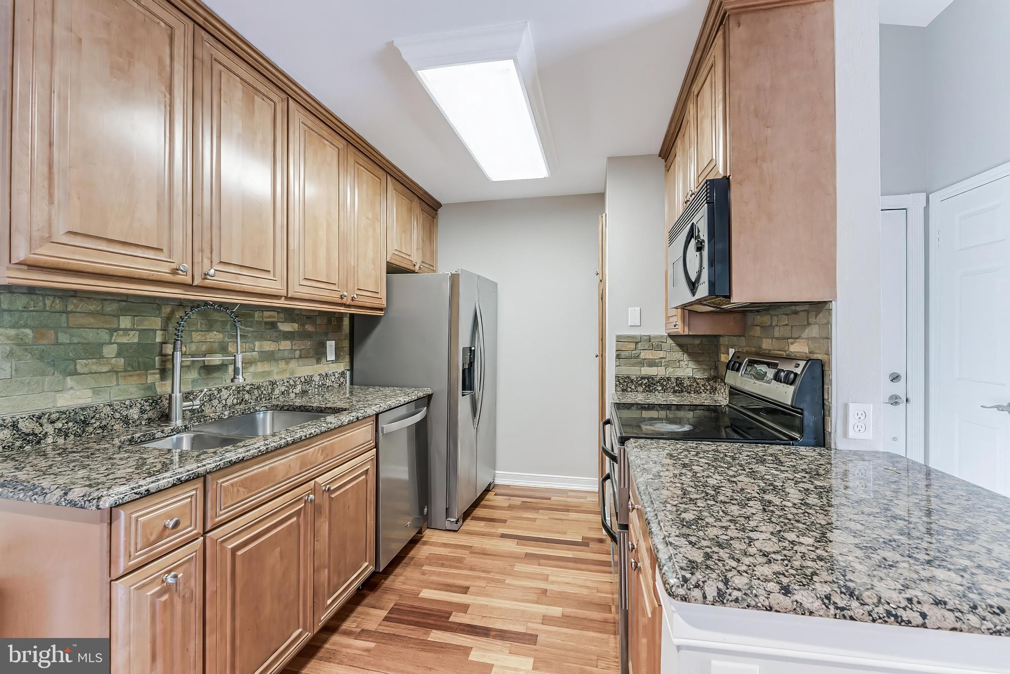 1532 LINCOLN WAY 301B