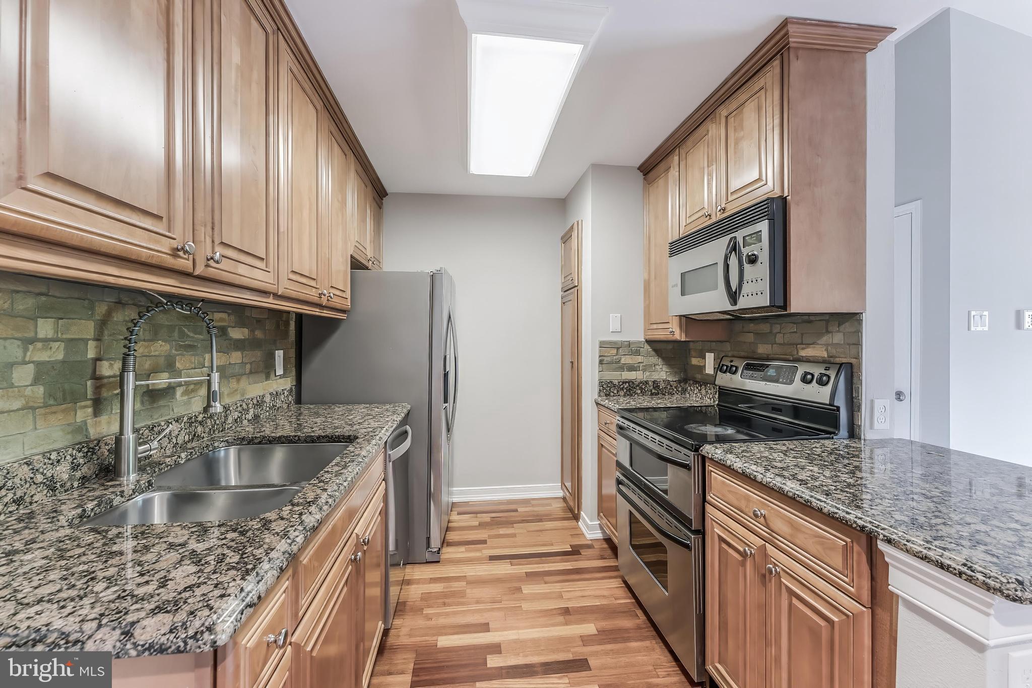 1532 LINCOLN WAY 301B