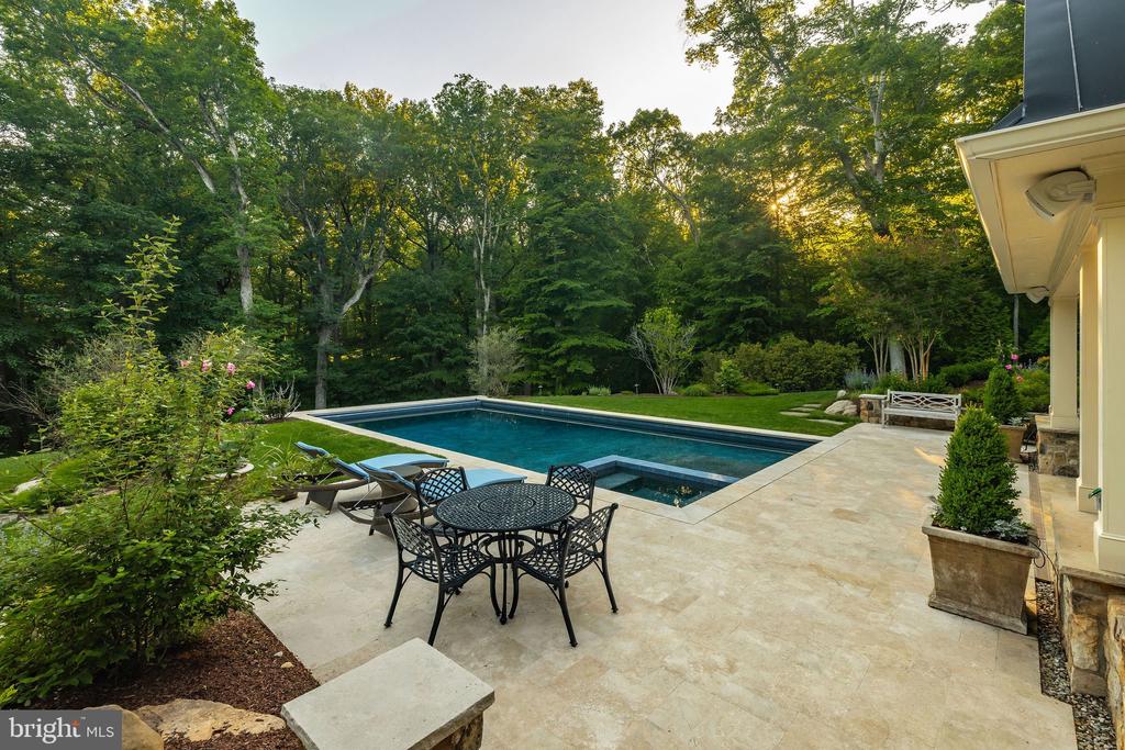 502 RIVER BEND ROAD