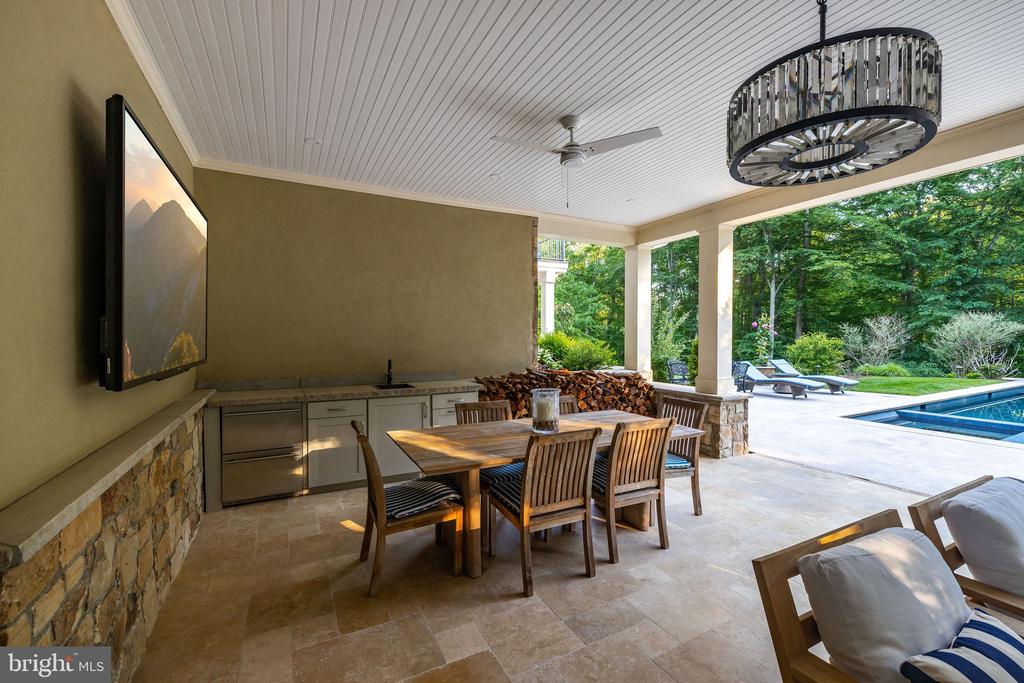 502 RIVER BEND ROAD