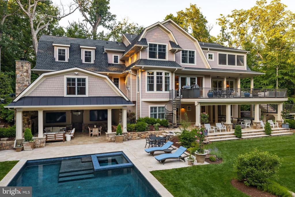 502 RIVER BEND ROAD
