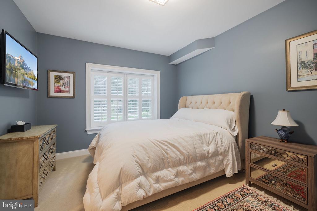502 RIVER BEND ROAD