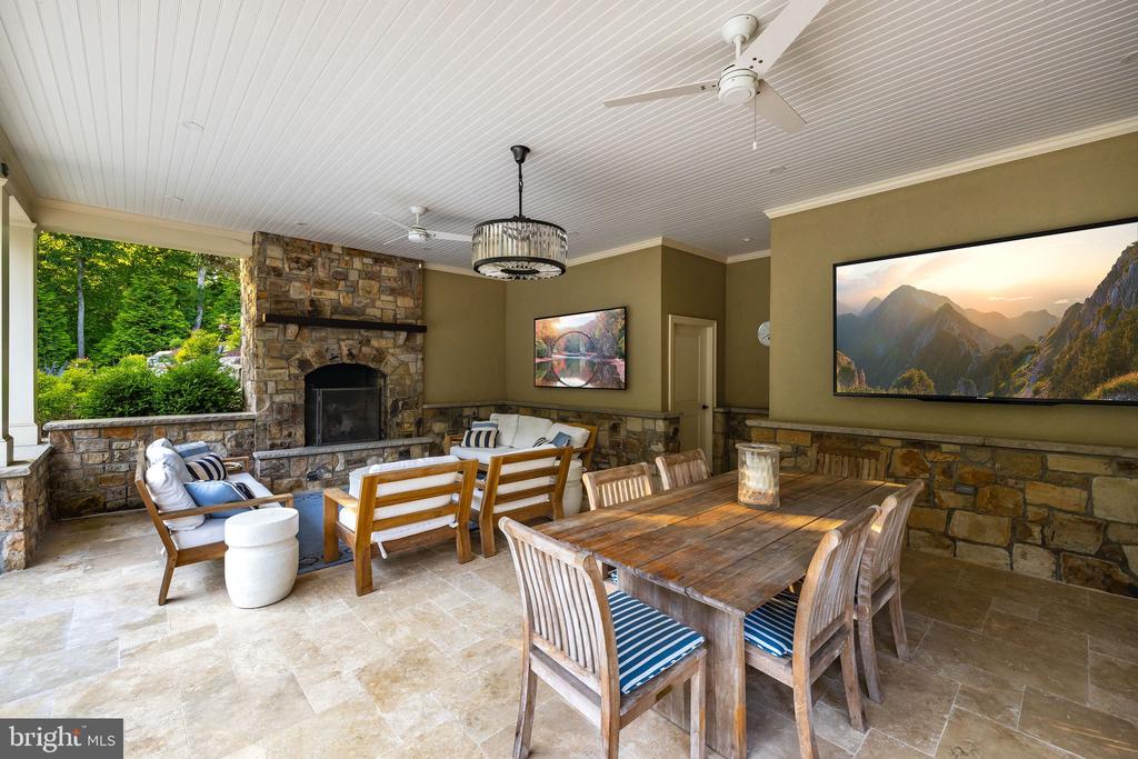 502 RIVER BEND ROAD