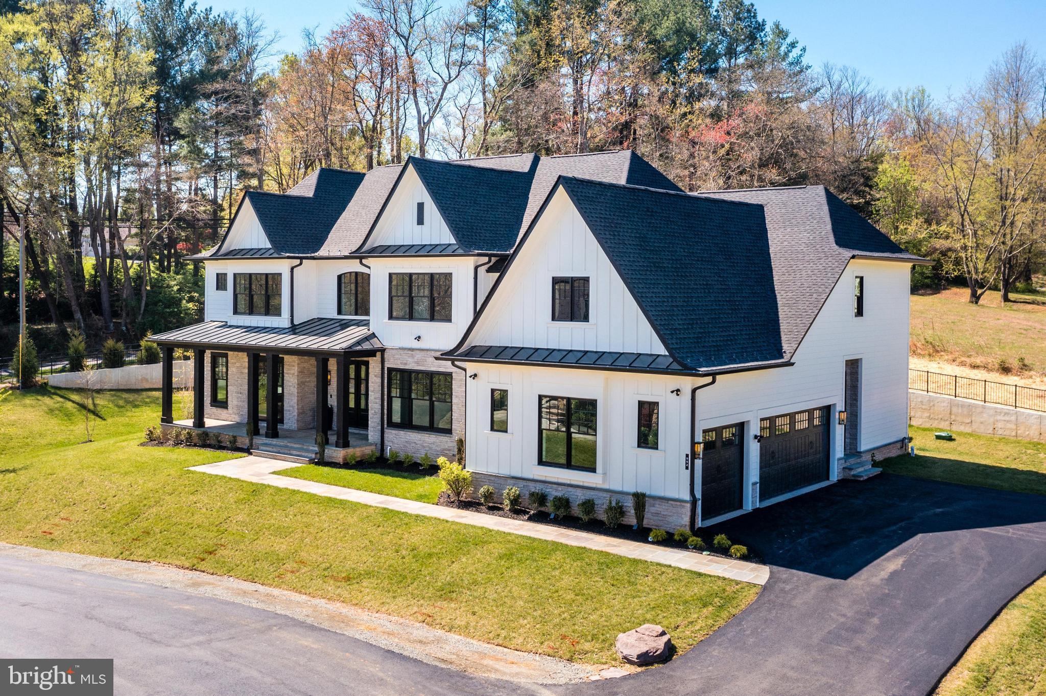 952 WALKER ROAD