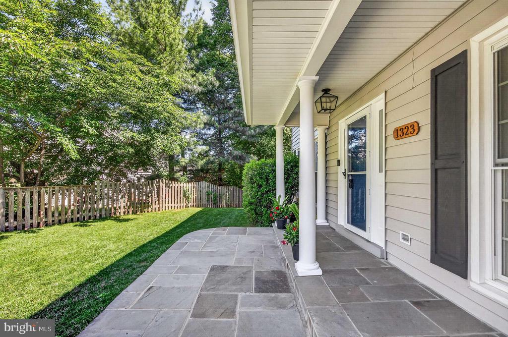 1323 MASON MILL COURT