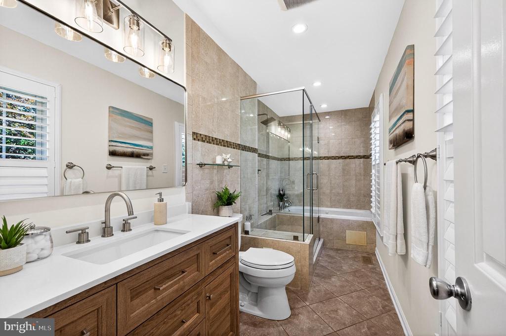 1323 MASON MILL COURT