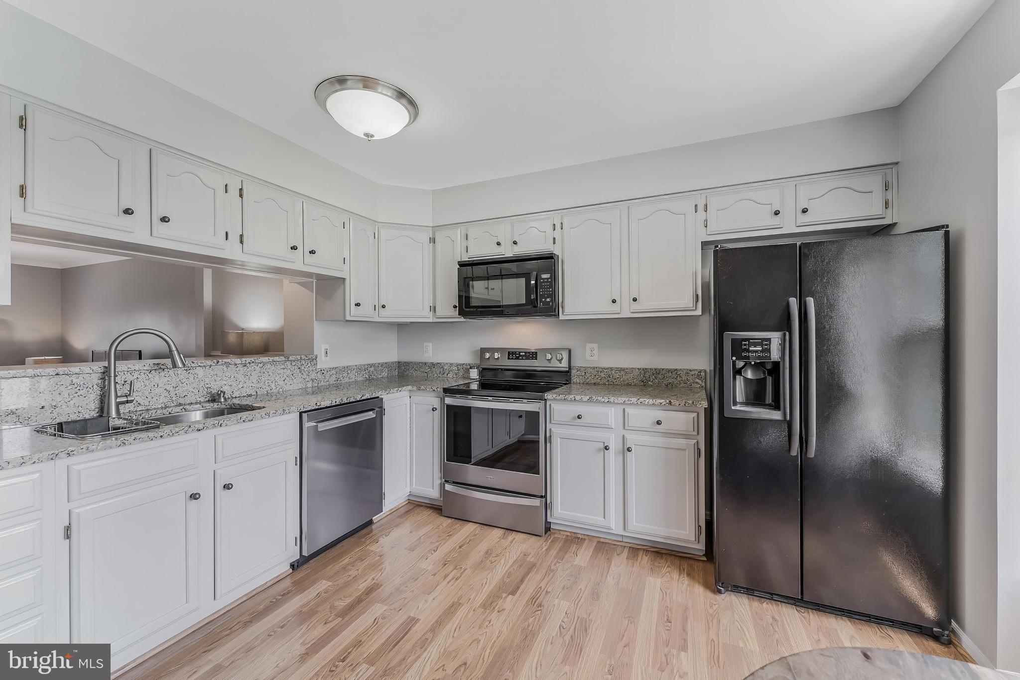 6033 KESTNER CIRCLE