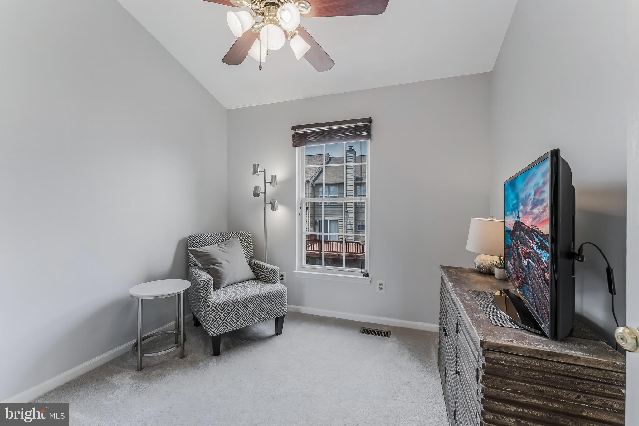 6033 KESTNER CIRCLE