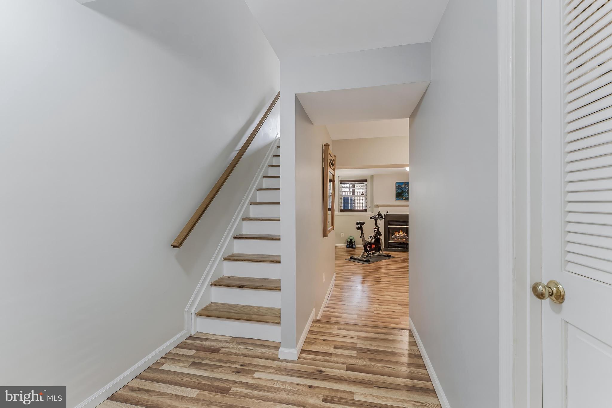 6033 KESTNER CIRCLE