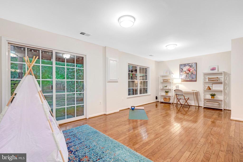 104 HERNDON MILLS CIRCLE