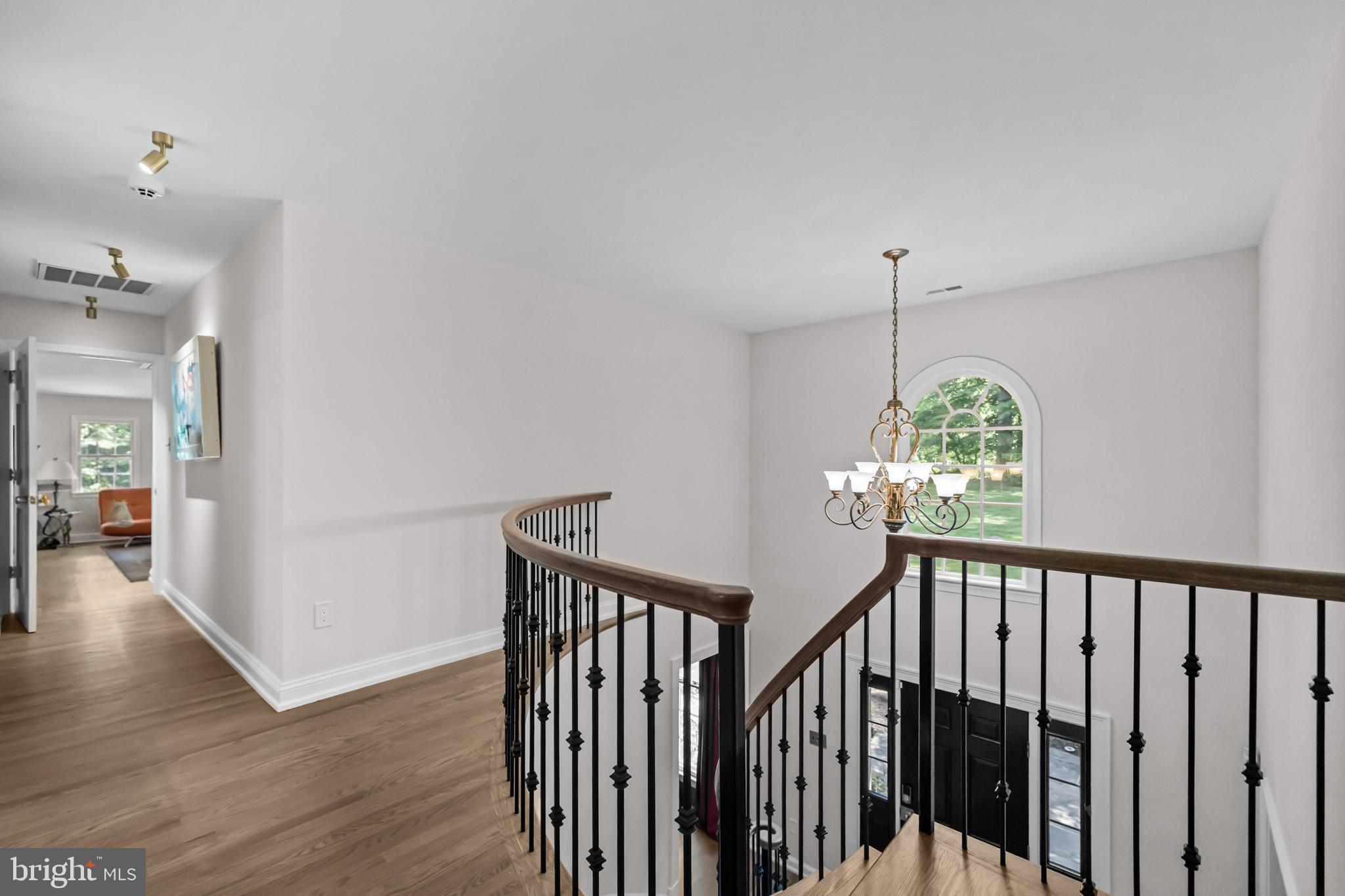 9405 LAGOVISTA COURT