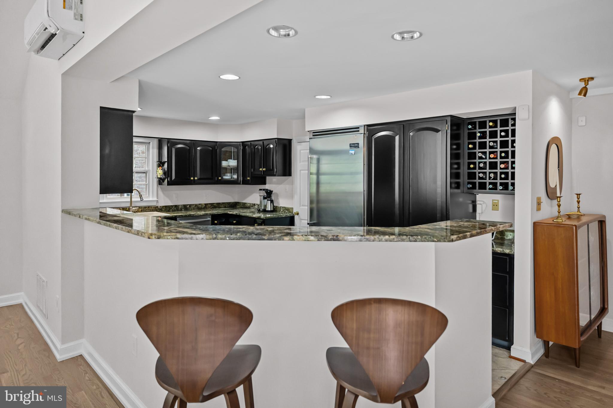 9405 LAGOVISTA COURT