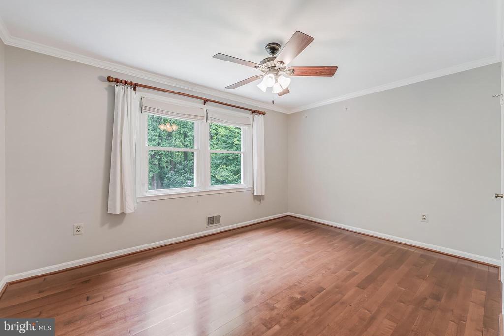 11618 HOLLY BRIAR LANE