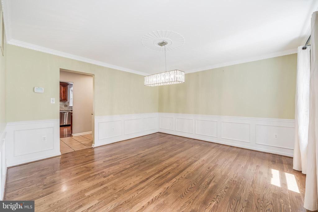 11618 HOLLY BRIAR LANE