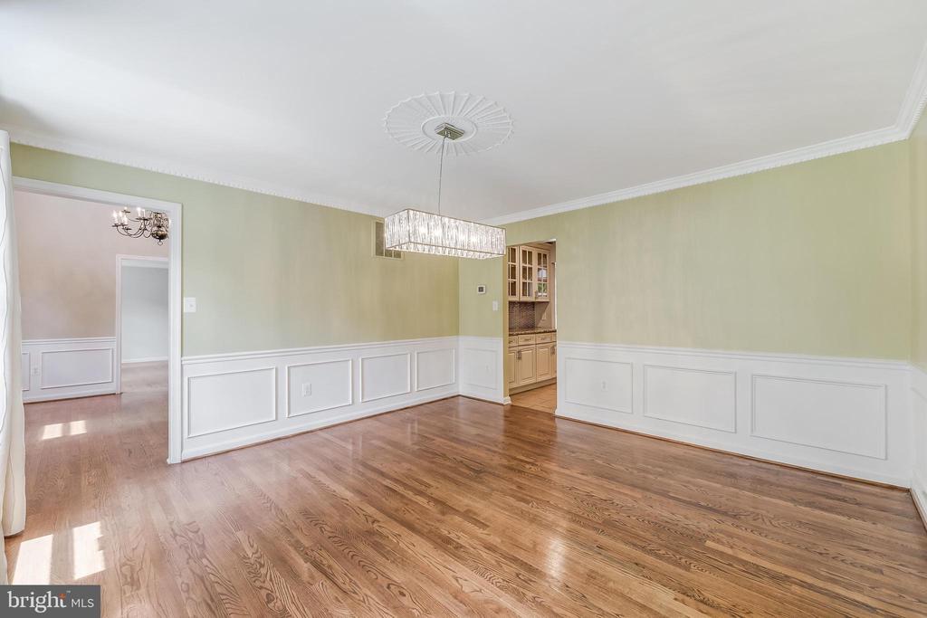 11618 HOLLY BRIAR LANE