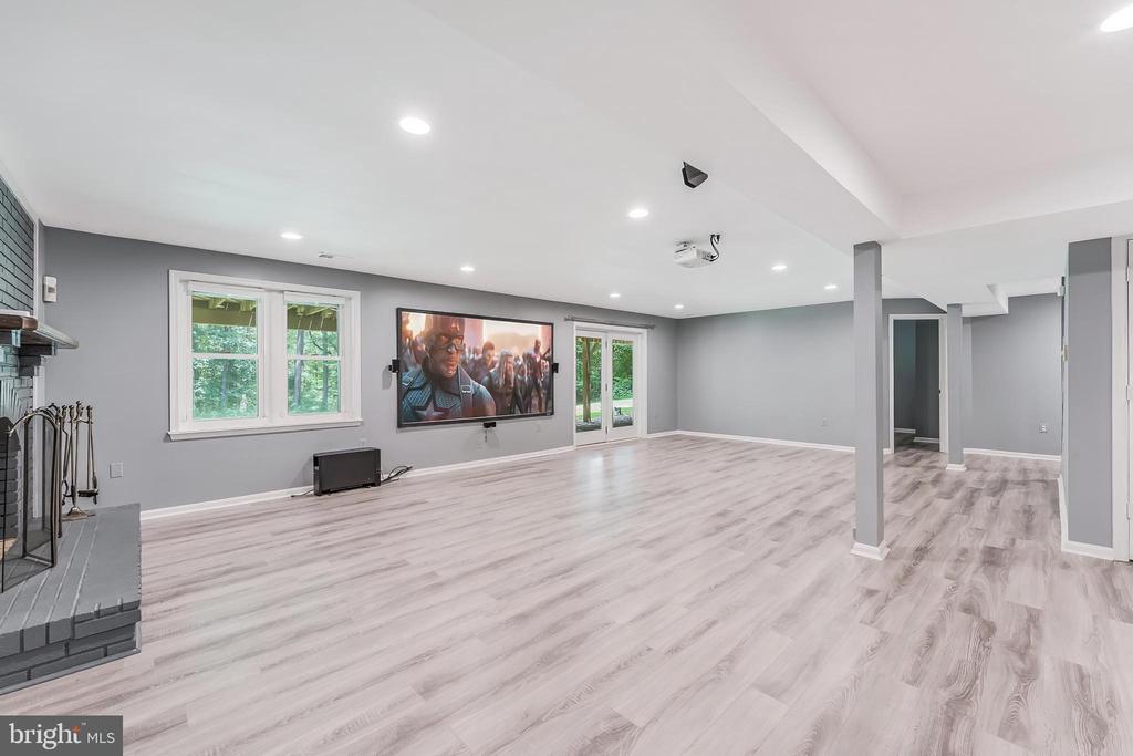 11618 HOLLY BRIAR LANE