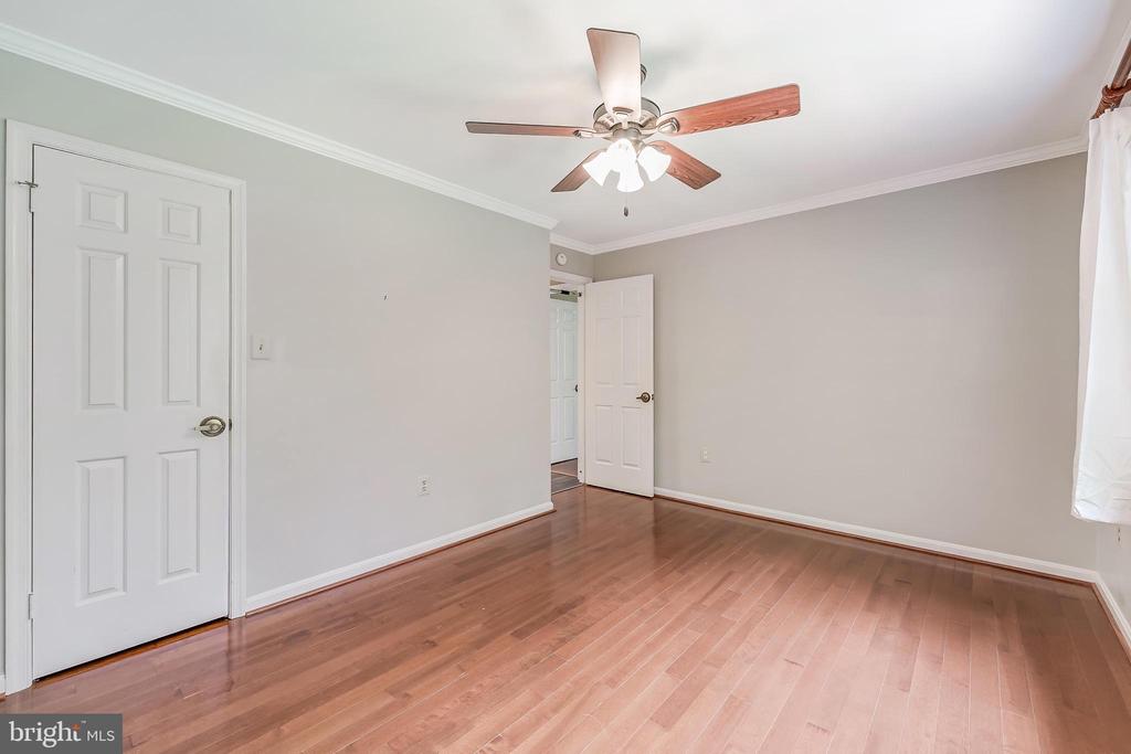11618 HOLLY BRIAR LANE