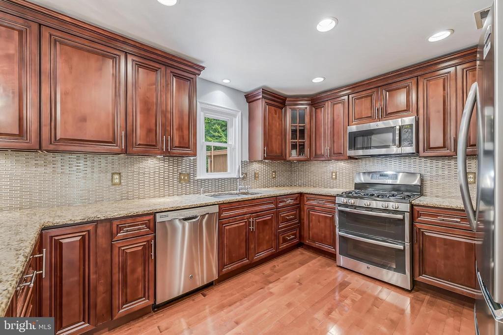 11618 HOLLY BRIAR LANE