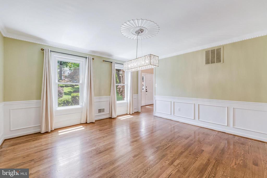 11618 HOLLY BRIAR LANE